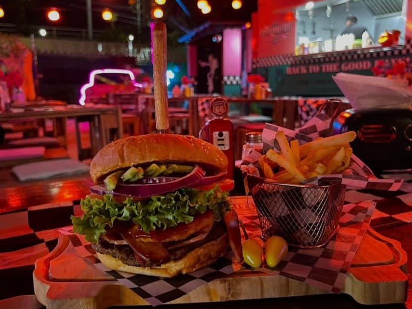 Madeline's Diner