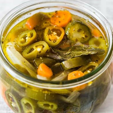 Chiles en Escabeche