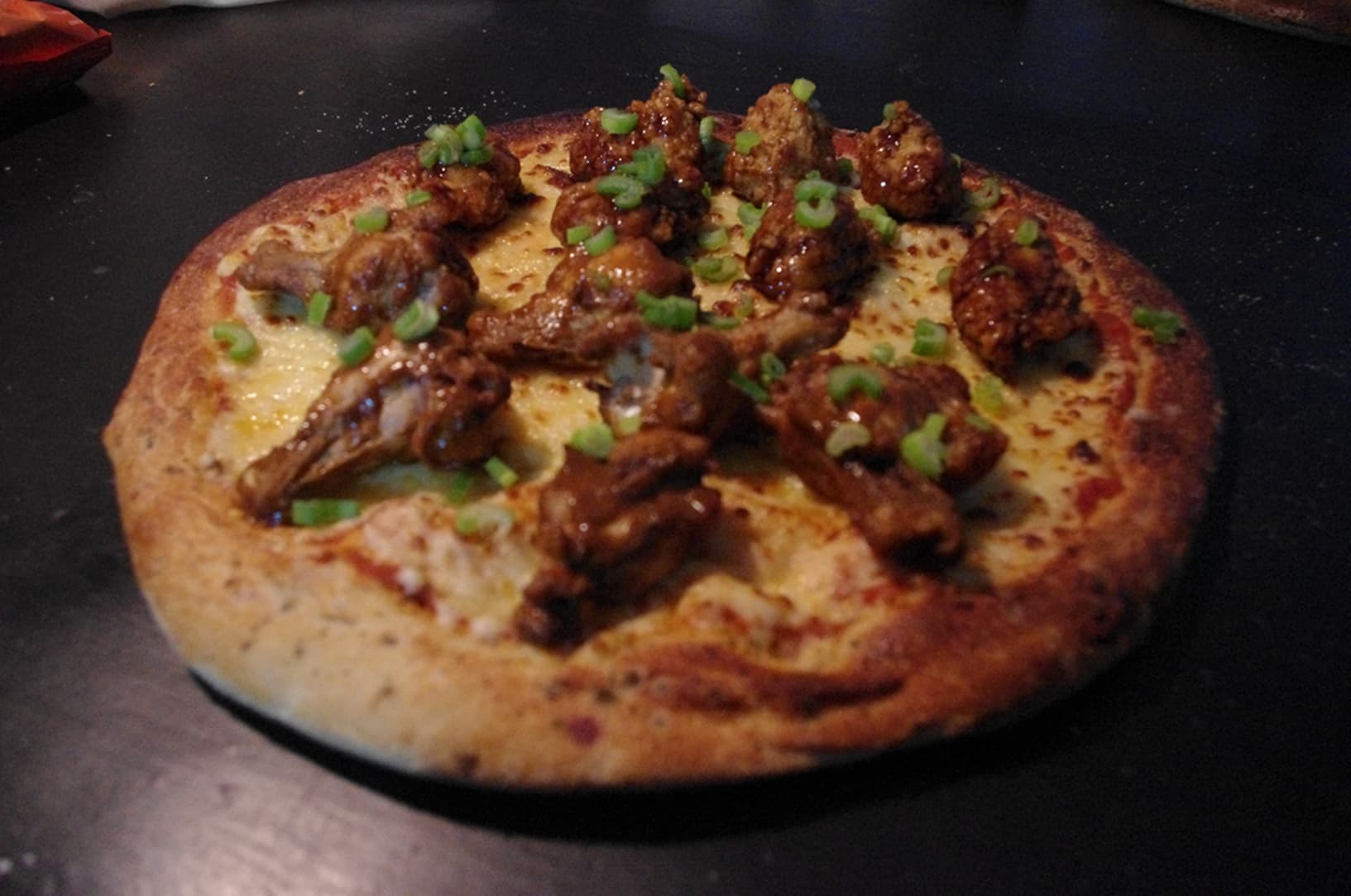 PIZZA ALITAS Y BONELESS