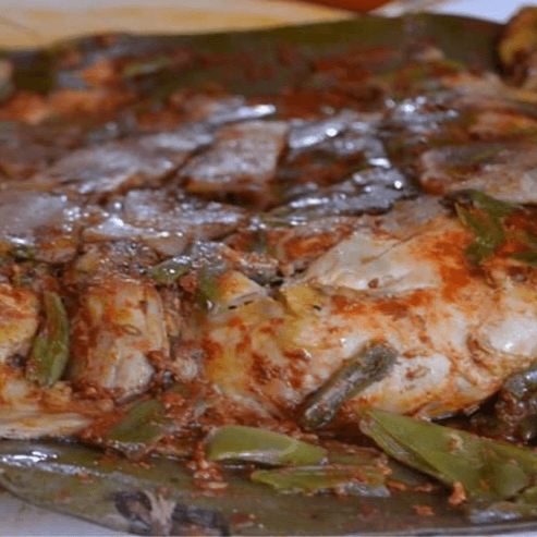 Pollo Enchilado con Nopales y Cueritos de Cerdo
