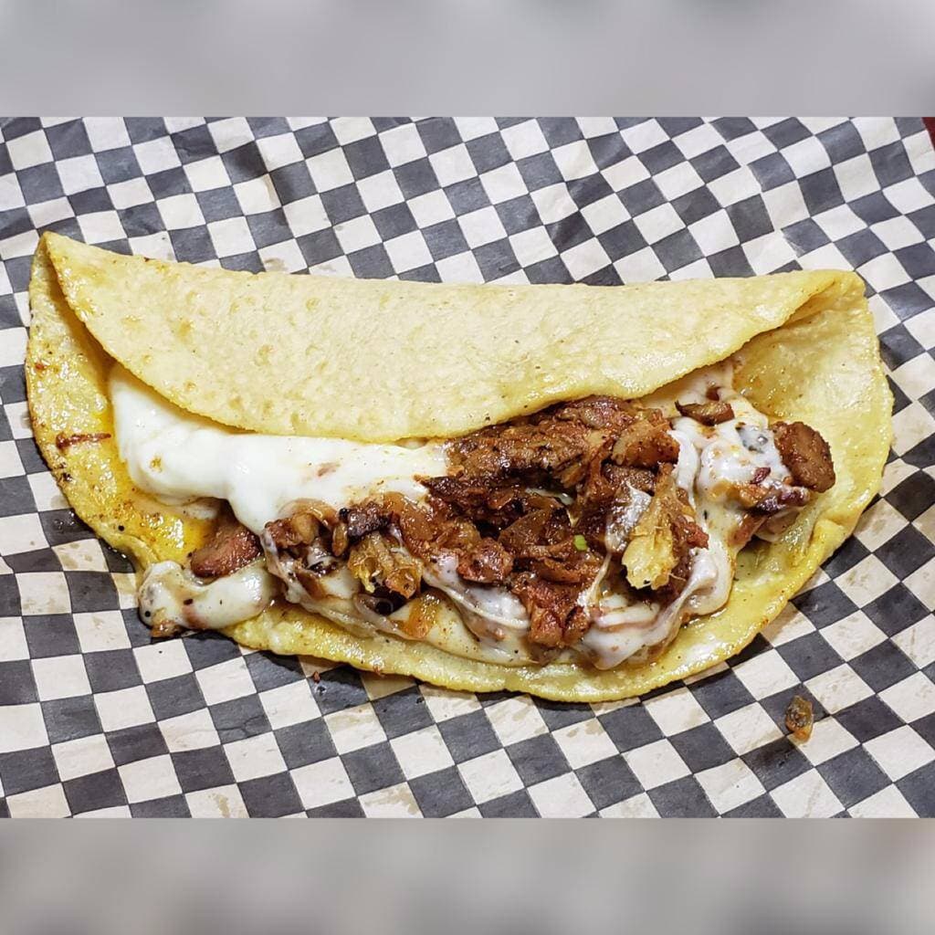 Quesadilla Rellena