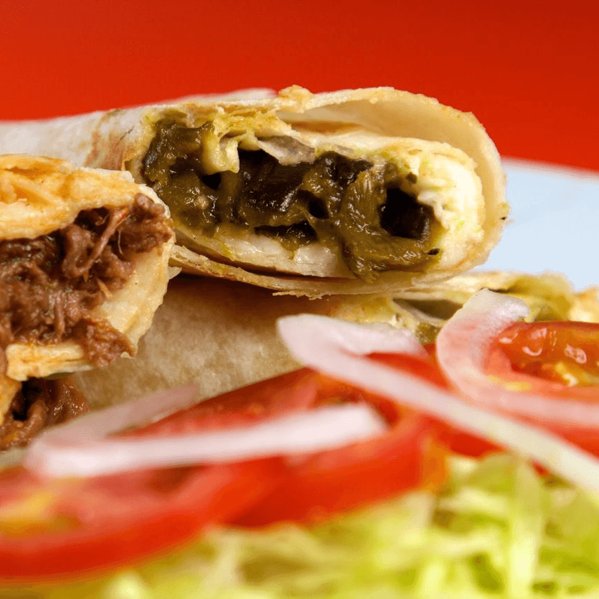 Burrito de rajas con queso