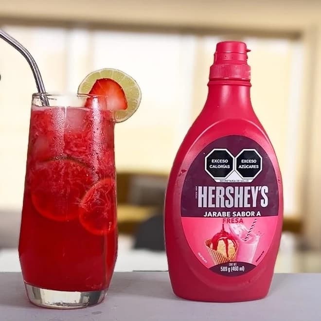 Limonada de Fresa HERSHEY'S.