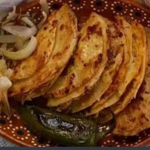 Taco de Barbacoa Medio Dorado