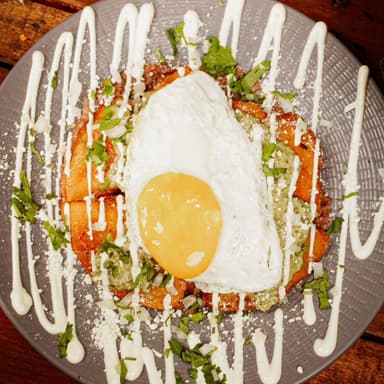 Chilaquiles Rellenos Clásicos Sin Carne