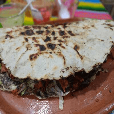 TLAYUDAS