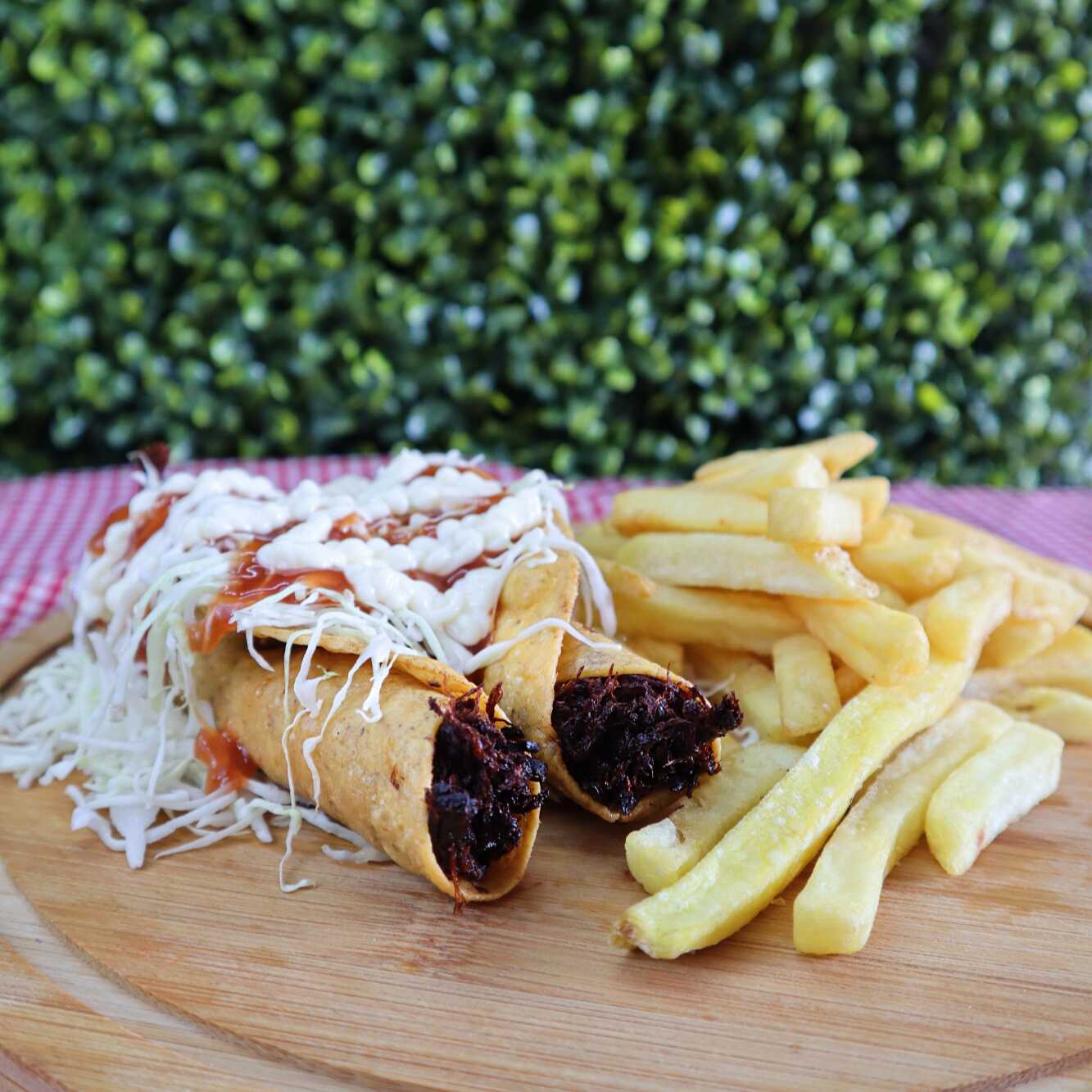 Combo-Taco sencillo + Papas Fritas