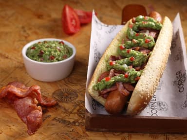 Mega Hot Dog Big Bacon