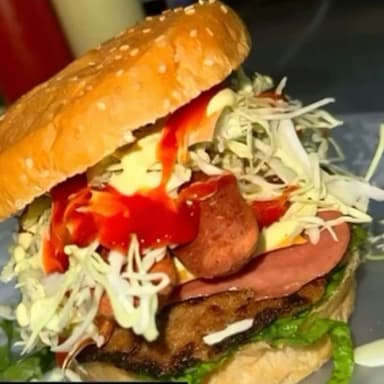 Salchiburguesa