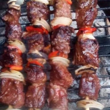 Brocheta Bañada en Teriyaki de Arrachera