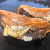 Quesabirria Tortilla de Maiz