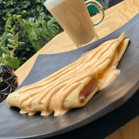 Crepa Jamón con Queso