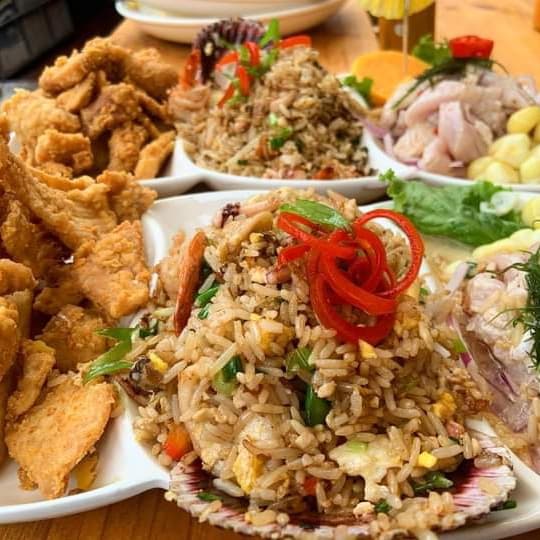 Trío Marino Chaufa con Chicharrón de Pescado