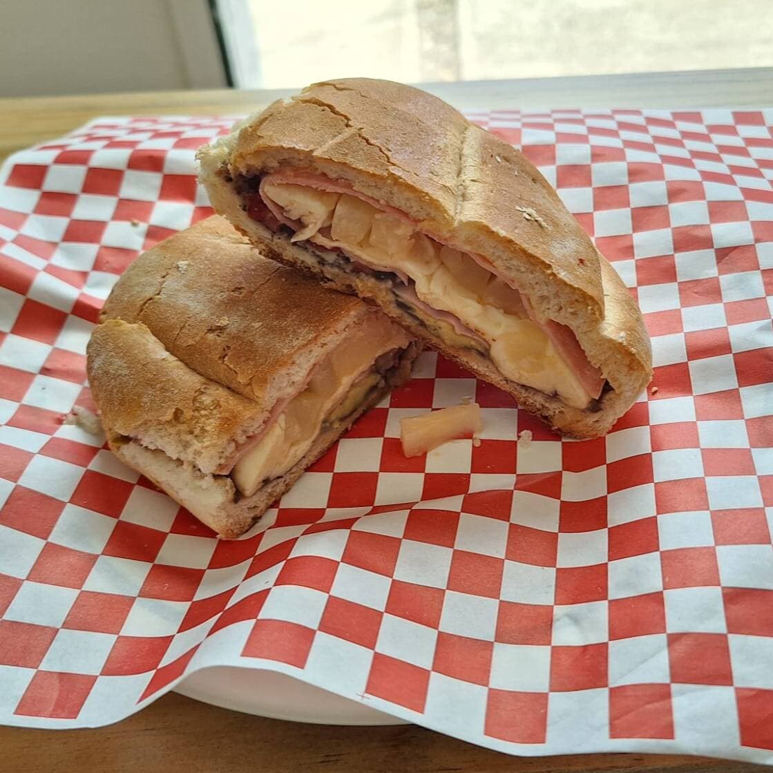 Torta Clásica Hawaiana