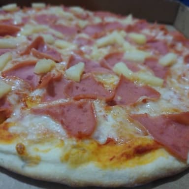 Pizza Hawaiana