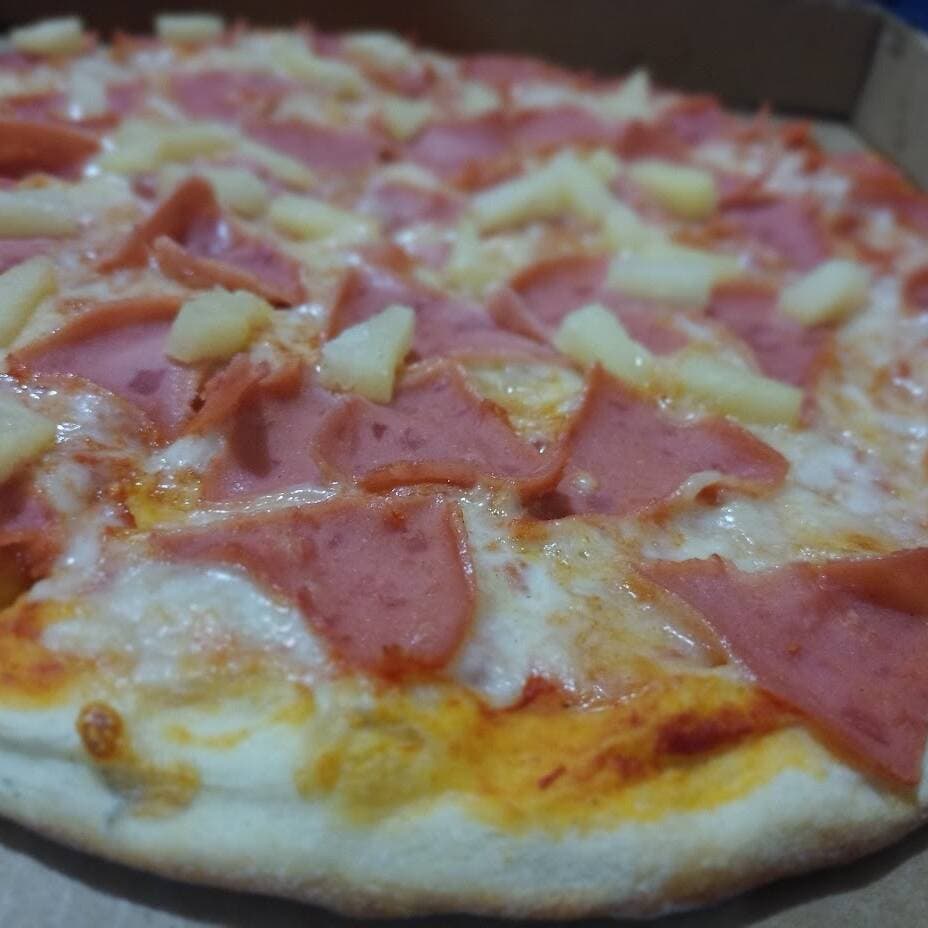 Pizza Hawaiana