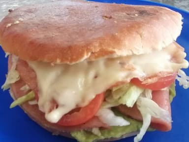 Torta de Jamón con Queso