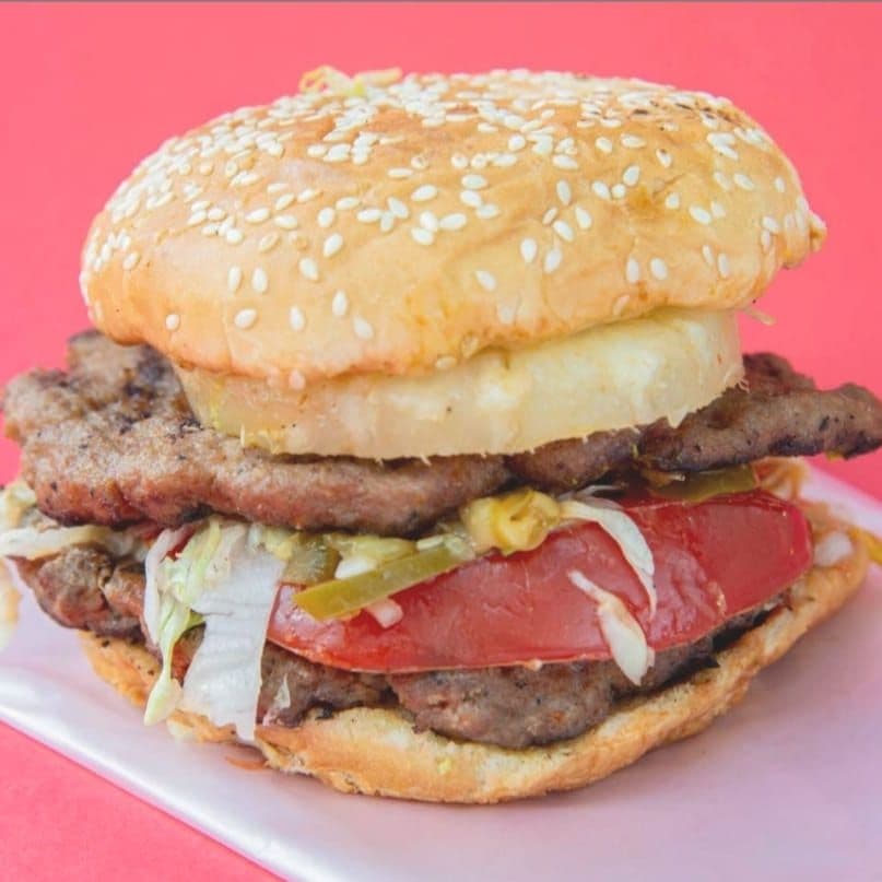 Hamburguesa Doble Carne Con Piña