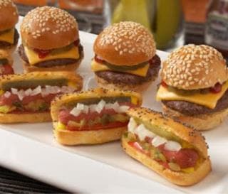 HAMBURGUESA C/PAPAS INFANTIL