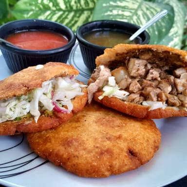 Polcan Relleno de Asado