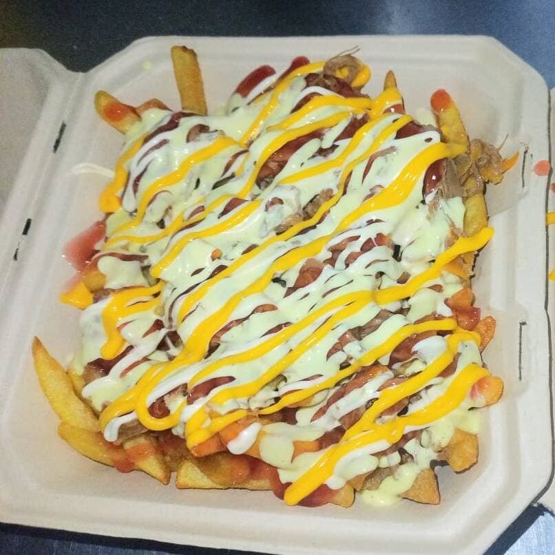 Papas Suprema Carne o Pollo a Elegir