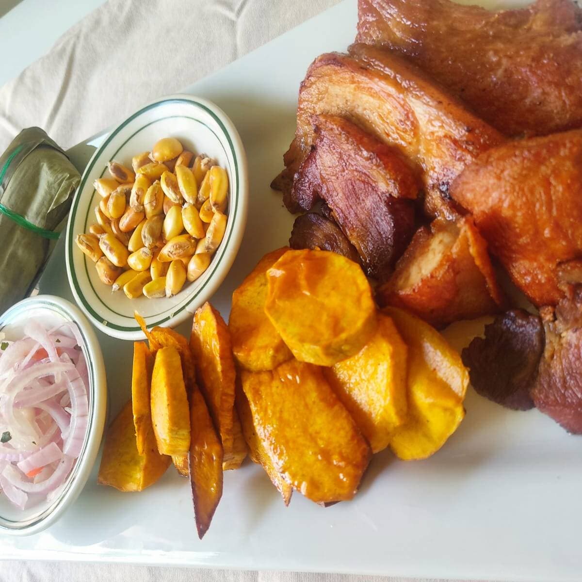 1/4  DE CHICHARRON