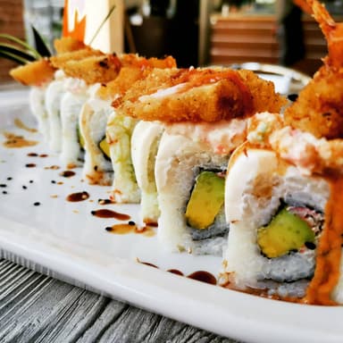 Akimania maki