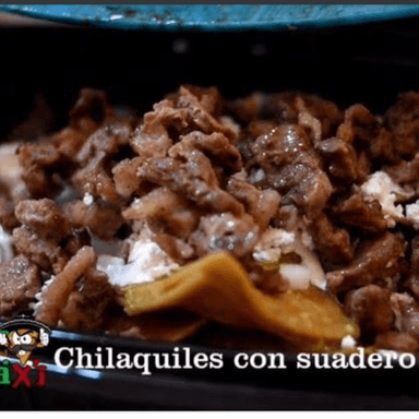 Chilaquiles con Suadero