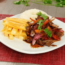 Lomo Saltado de Carne