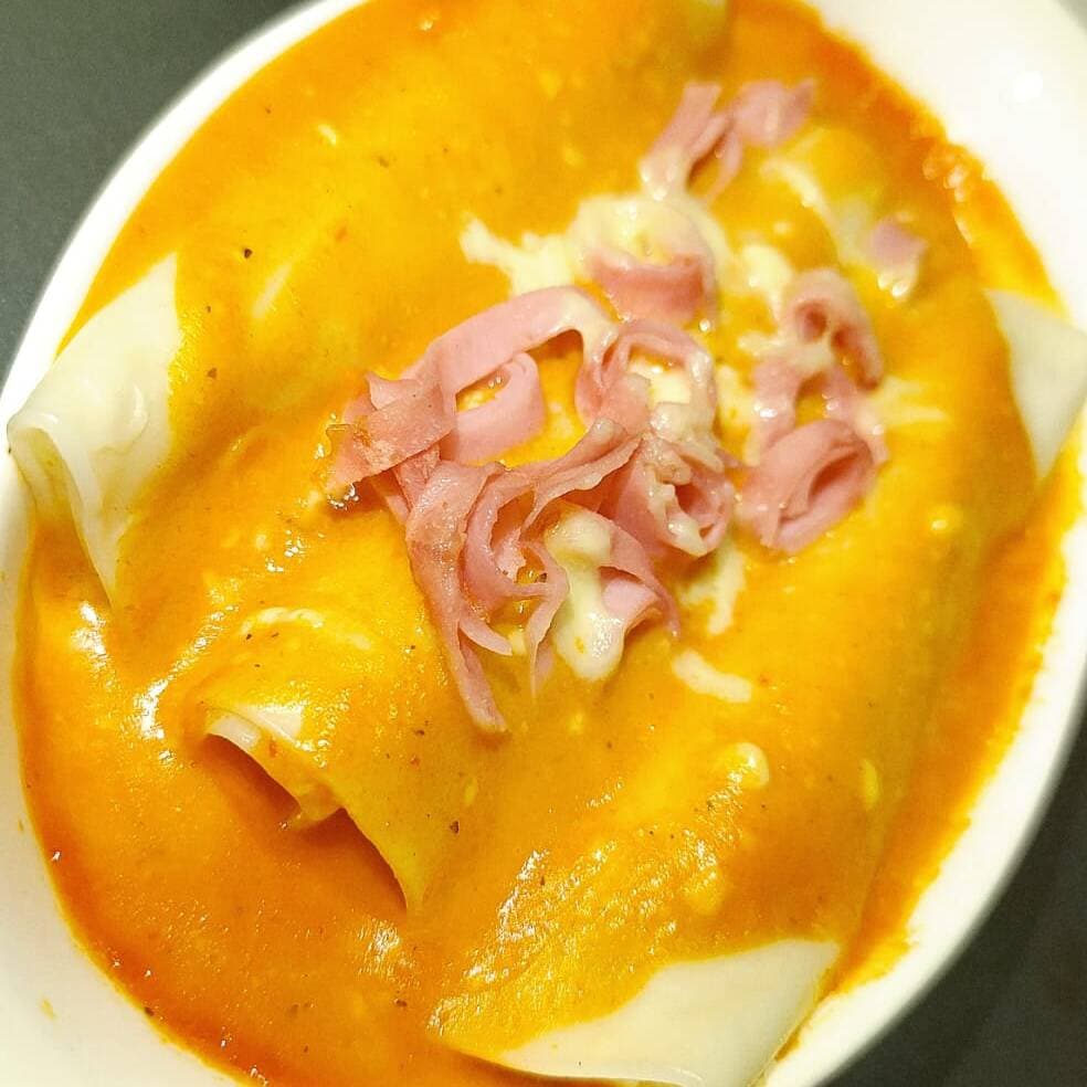 Canelones de Jamón y Queso a la Aurora