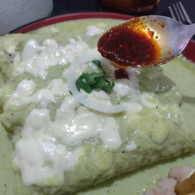 Enchiladas Suizas