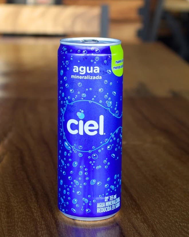 Agua Mineral Lata
