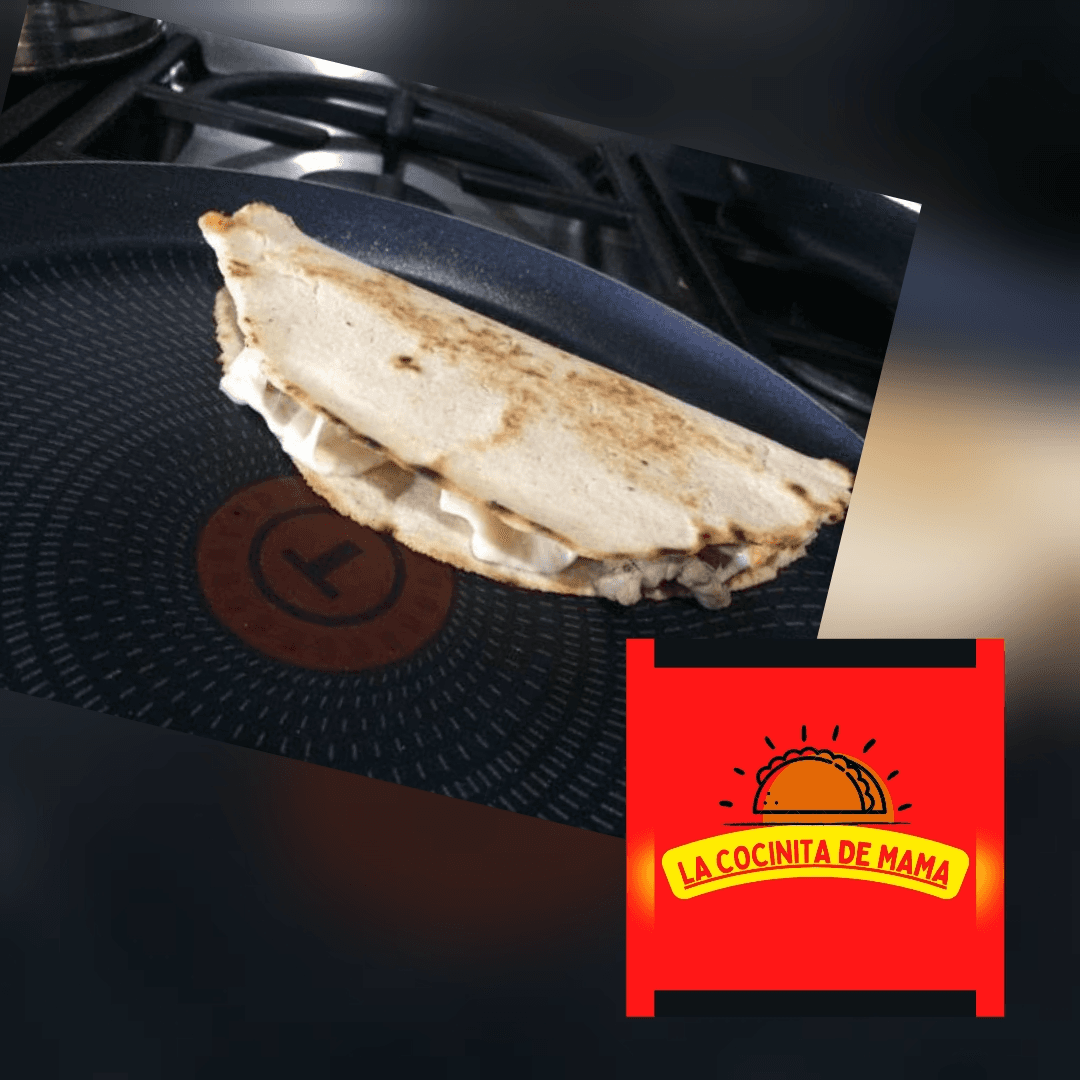 Quesadilla de Tinga de Pollo y Queso Oaxaca 1 PZA