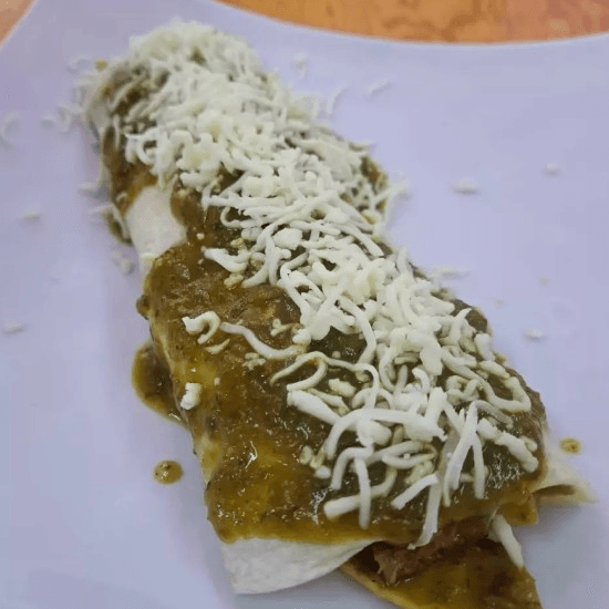 Burrito con Chilaquiles