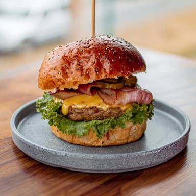 BACON & CHEESE BURGER