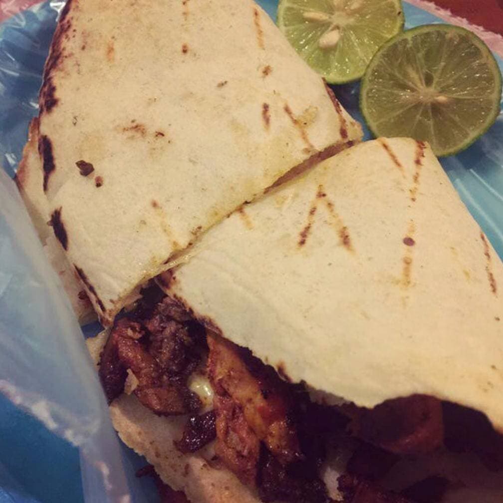 Quesadilla de maíz de pastor