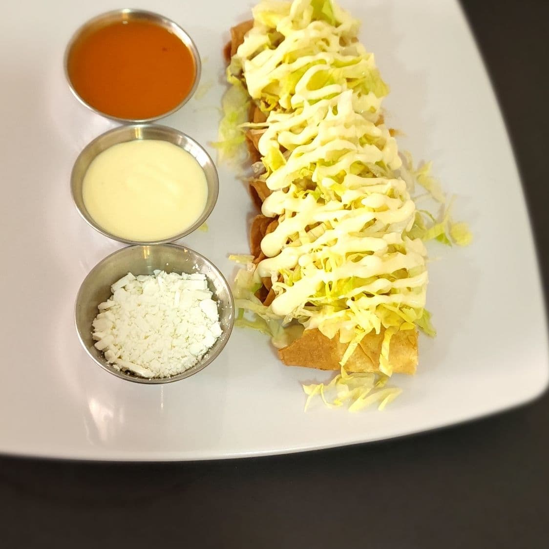 Taquitos Fritos de Pollo