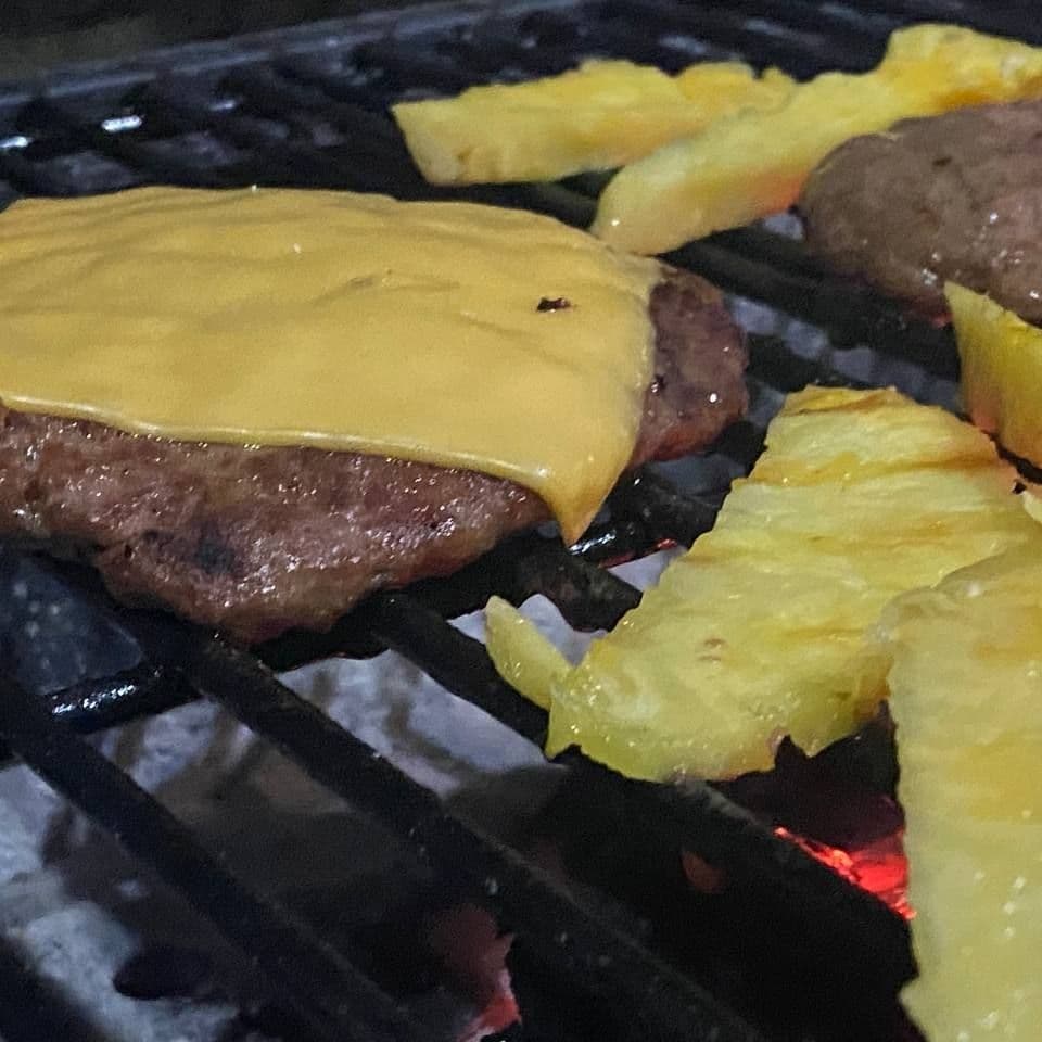 Hamburguesa Hawaiana