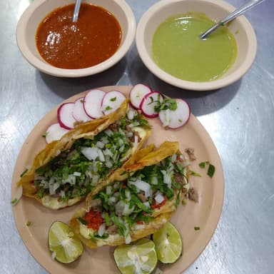 Quesadilla de Maíz con Bistec