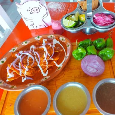 Chilaquiles Rojos.