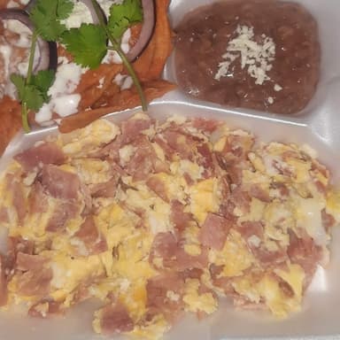 Huevo Revuelto con Jamon