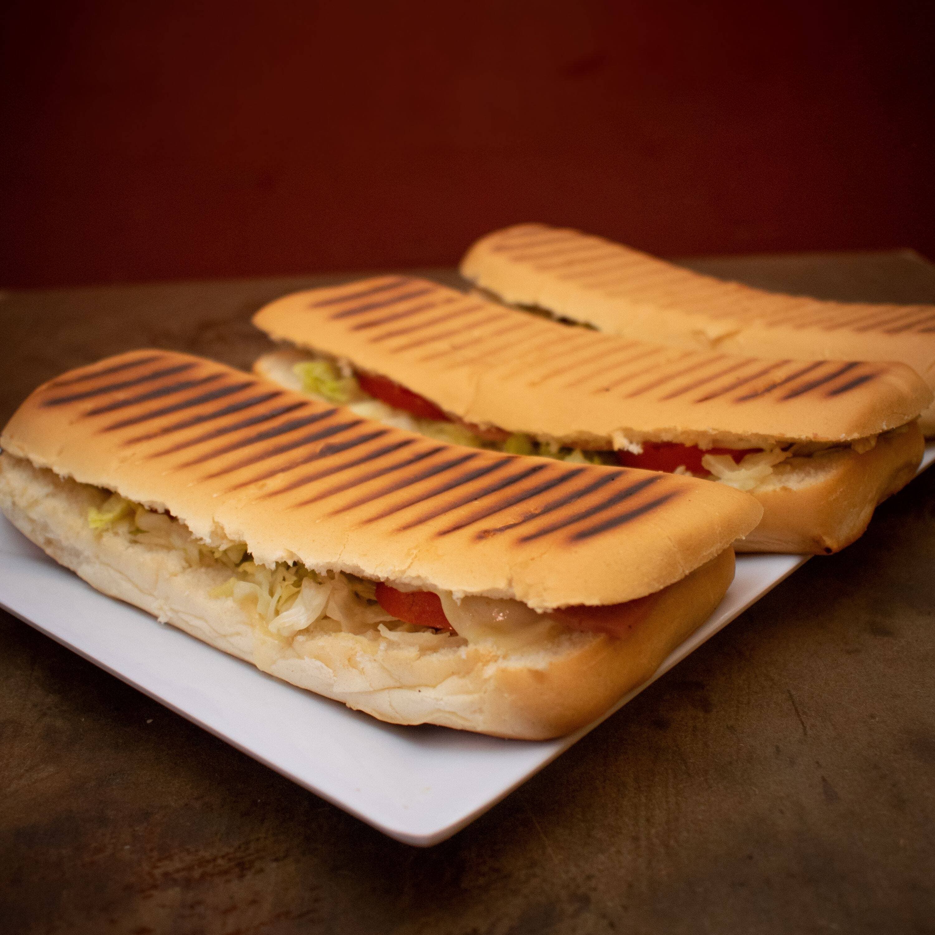 Sándwich Colitas Full