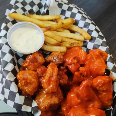 COMBO BONELESS + BURGER TEXANA