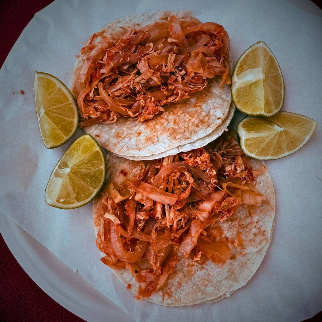 Taco de Tinga de Pollo