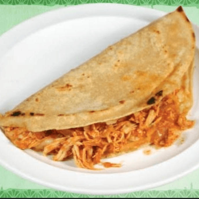 QUESADILLA DE TINGA