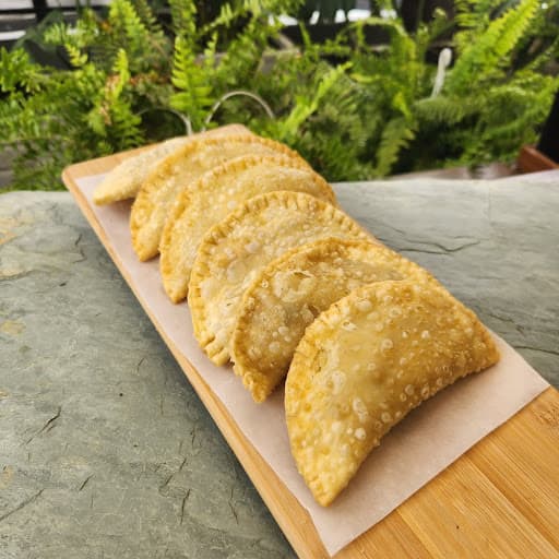 Empanada criolla