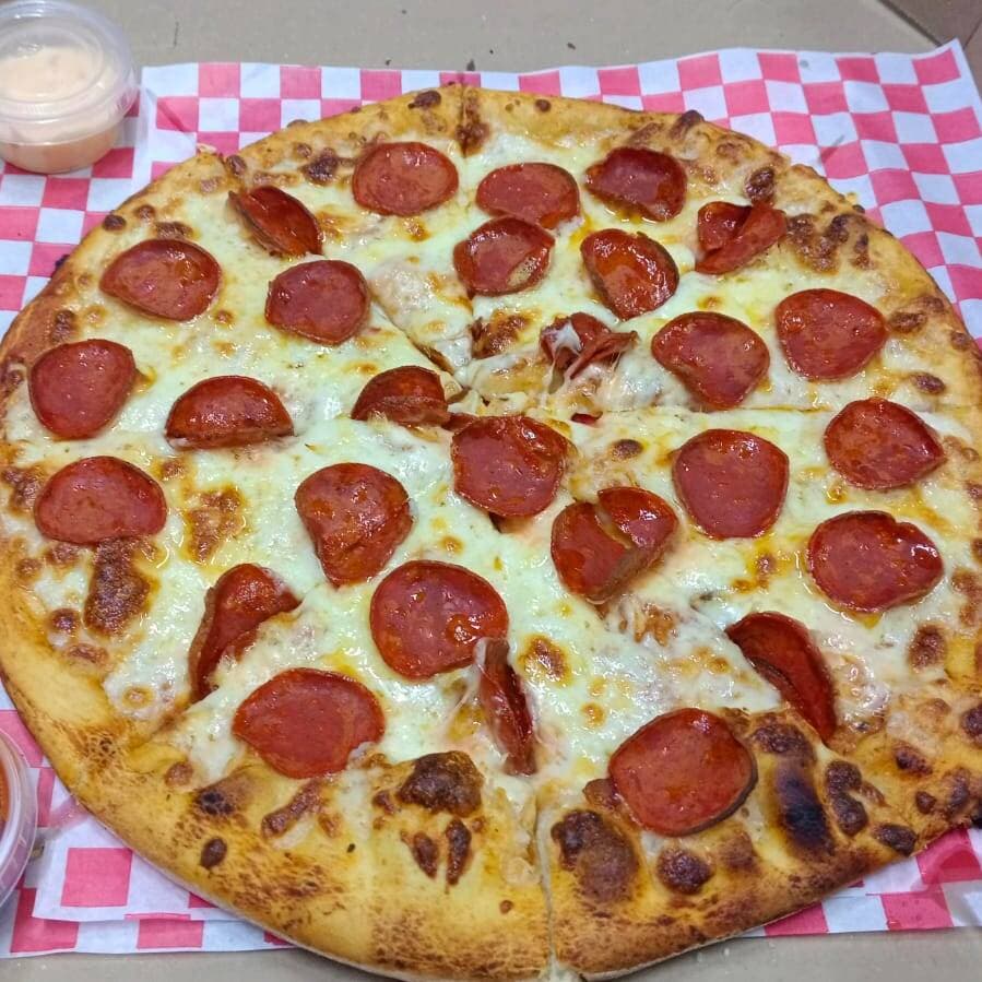 Pizza pepperoni