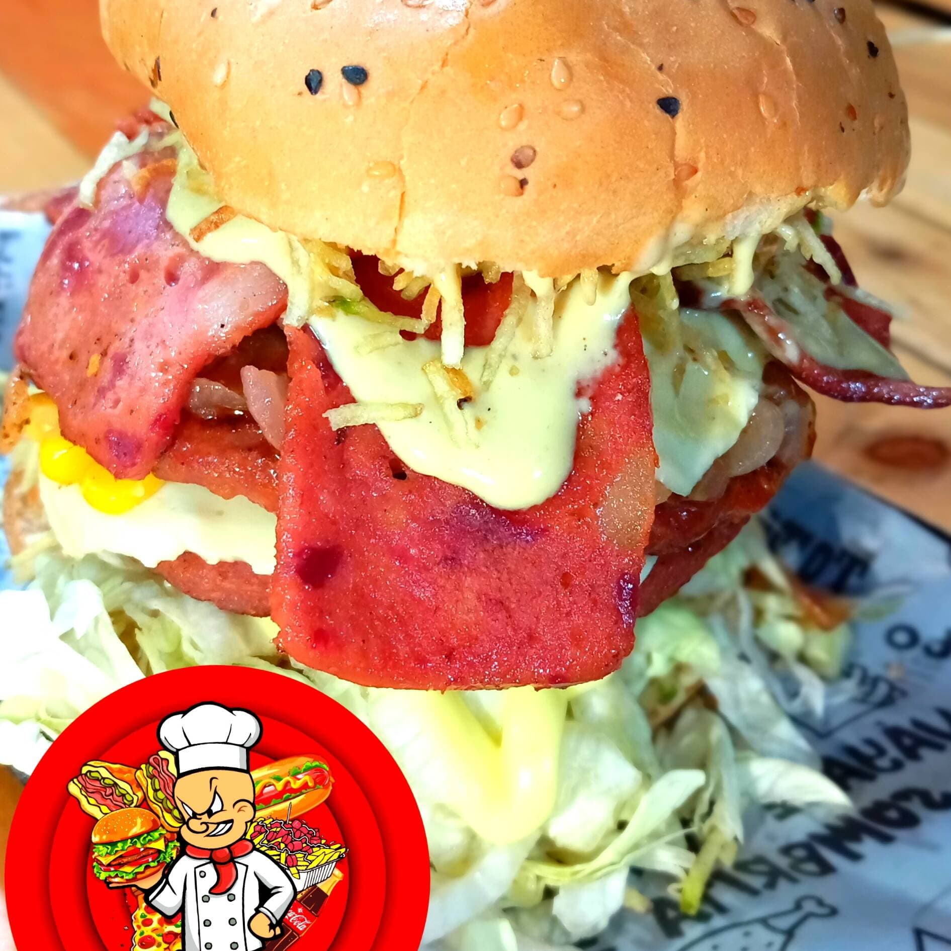 hamburguesa super +papas + gaseosa 250 coca col