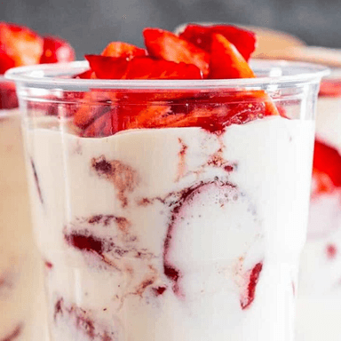 FRESAS CON CREMA