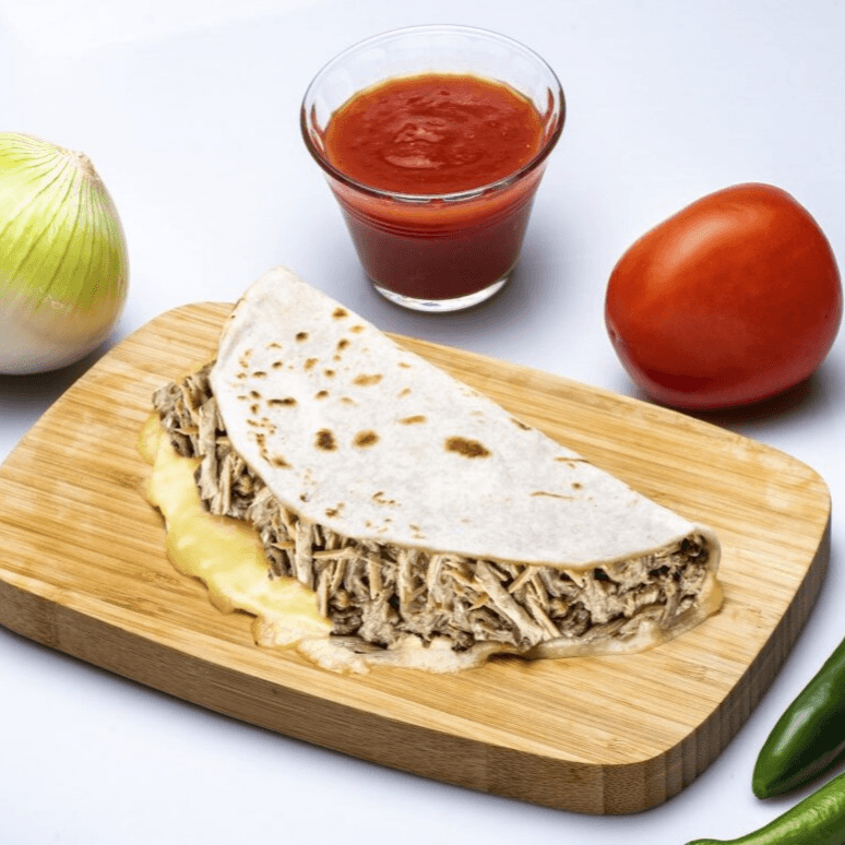 Quesadilla de Harina Lechón al Horno